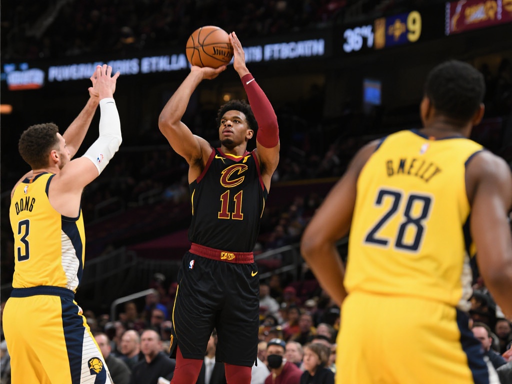 步行者三分火力压制骑士,米切尔手感冰凉 篮球比赛中,三分球已经成为影响球队胜负的