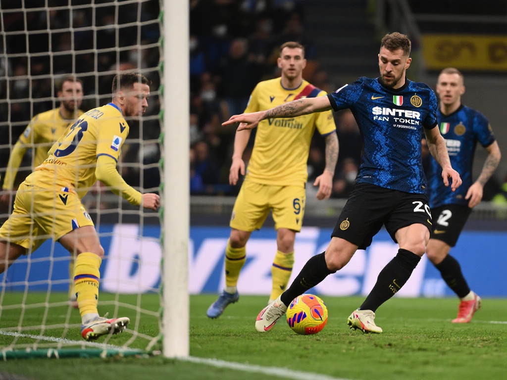 意甲-阿斯拉尼点球建功 国米小胜维罗纳距榜首仅差3分 这场胜利虽然来之不易,但也暴露了国米在进