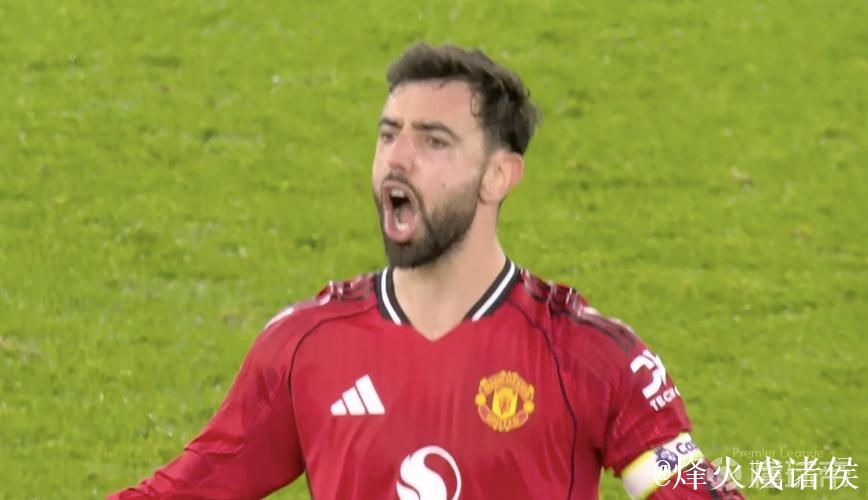 曼联主场半场领先仍不败,英超傲人纪录延续 曼联主场半场领先仍不败,英超傲人纪录延续